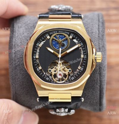 Replica Patek Philippe Moon phase Nautilus Watches 41mm Yellow Gold Case
